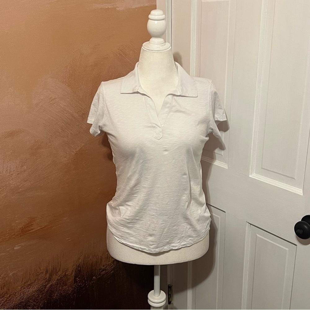 #181 CYNTHIA ROWLEY WHITE V-NECK POLO STYLE BLOUSE TOP SIZE LARGE